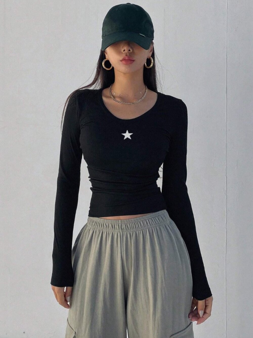 Star Ribbed Star Print Long Sleeve - Picture 2 of 6